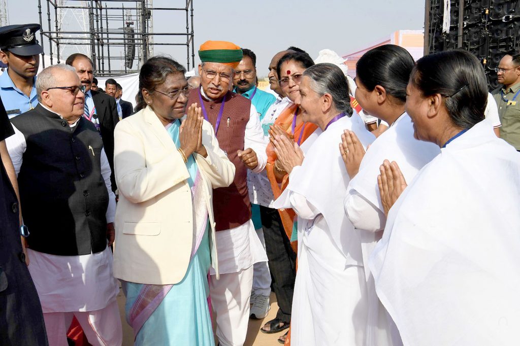 Bikaner :Service News-भारत के राष्ट्रपति महामहिम श्रीमति द्रौपदी मुर्मू जी से मुलाकात