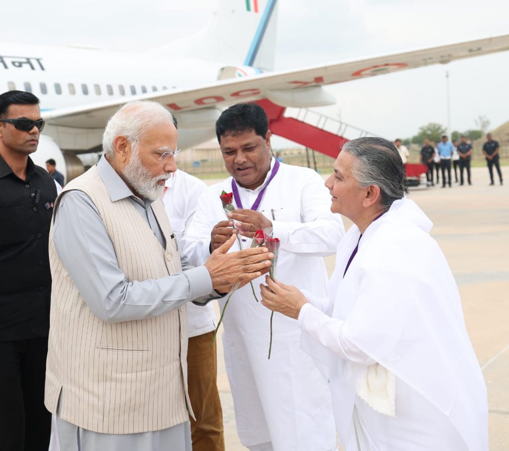 बीकानेर- भारत के प्रधानमंत्री श्री नरेन्द्र मोदी जी से मुलाकात-Meeting with the Prime Minister of India Shri Narendra Modi